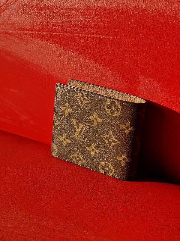 LV wallet 5