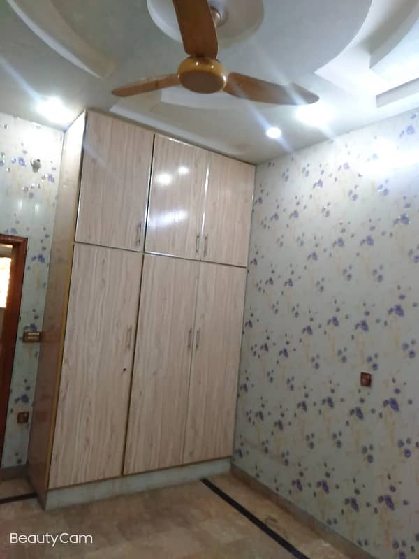 Vip beautiful 6 marla lower portion is available for rent in sabzazar lhr 2