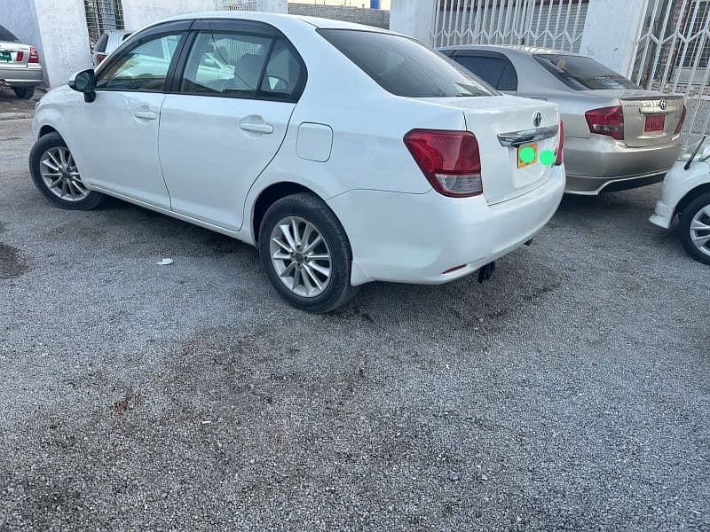 Toyota Corolla Axio 2014 5