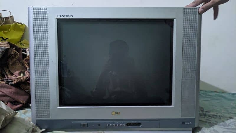 LG TV 21 INCH 0