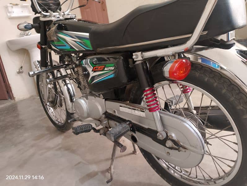 honda lovers CG 125 black colour 2023 5