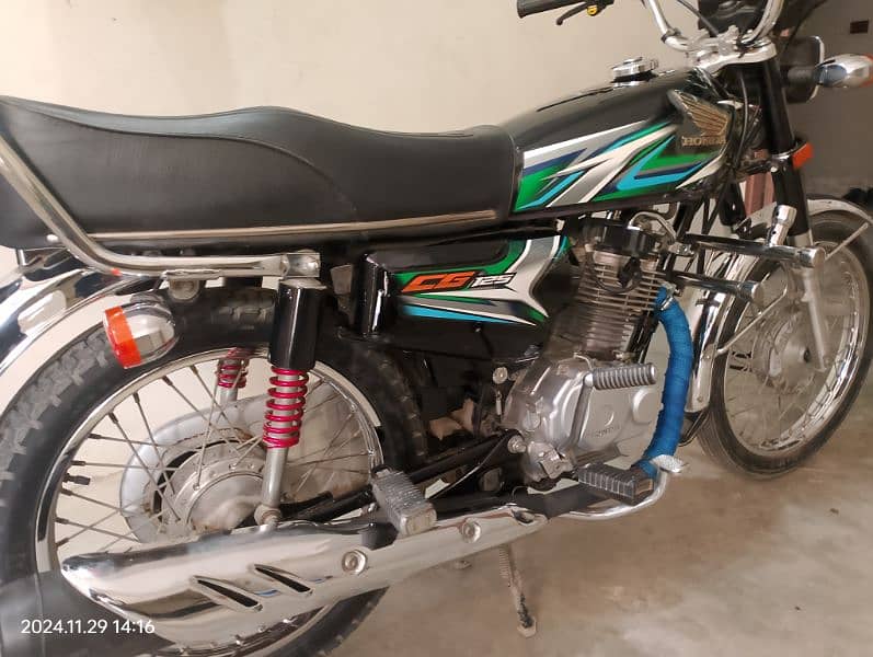 honda lovers CG 125 black colour 2023 6