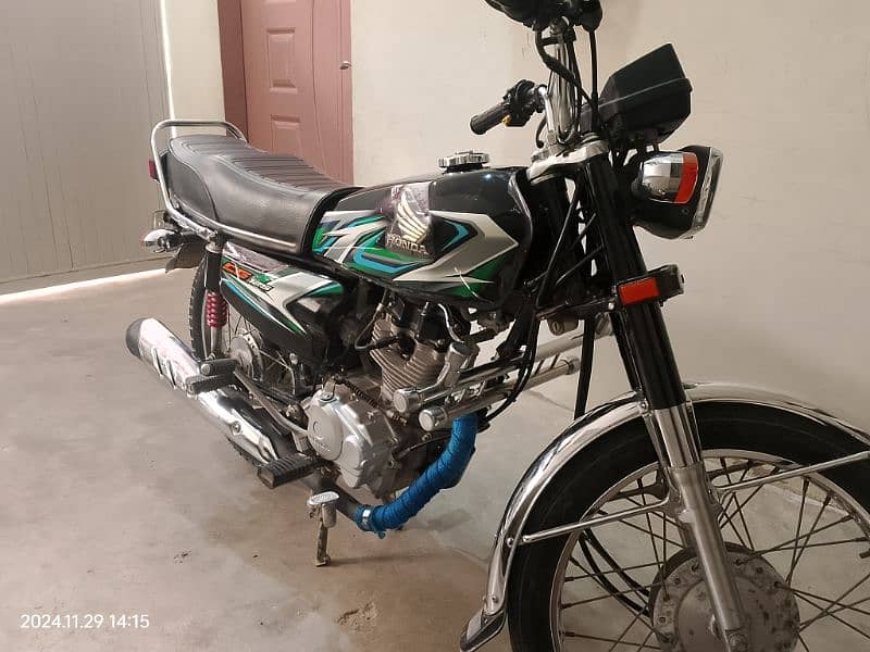 honda lovers CG 125 black colour 2023 8