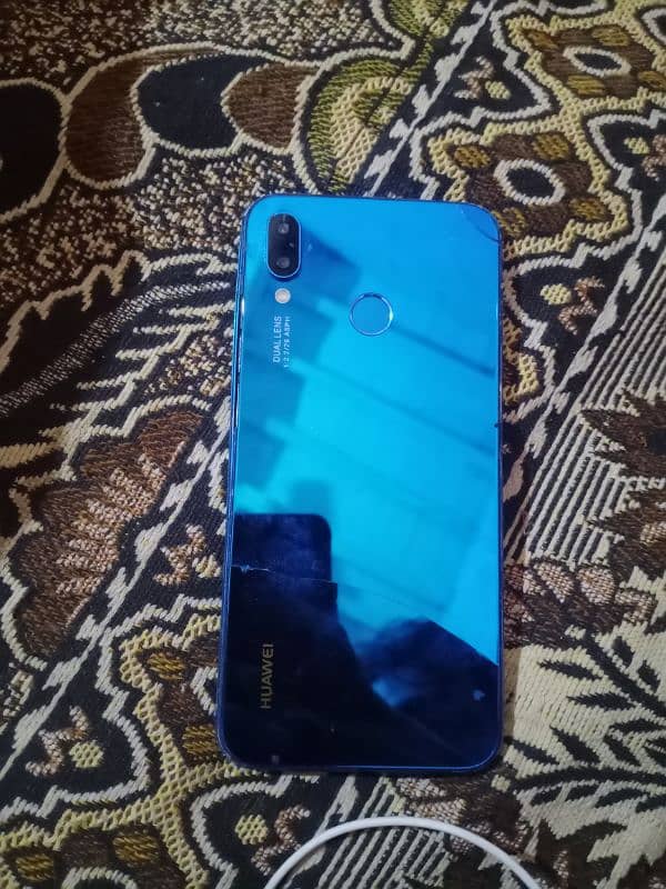 Huwaei P20 lite 4 + 64 GB urgent sale contact  03116888534 2