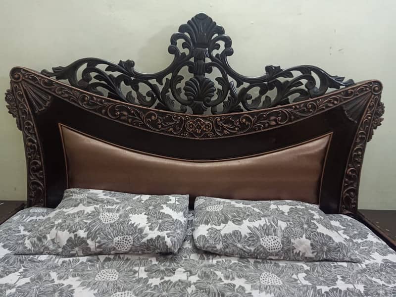 Bed / Decent Elegant Bed set / Double Bed set / King size B 5