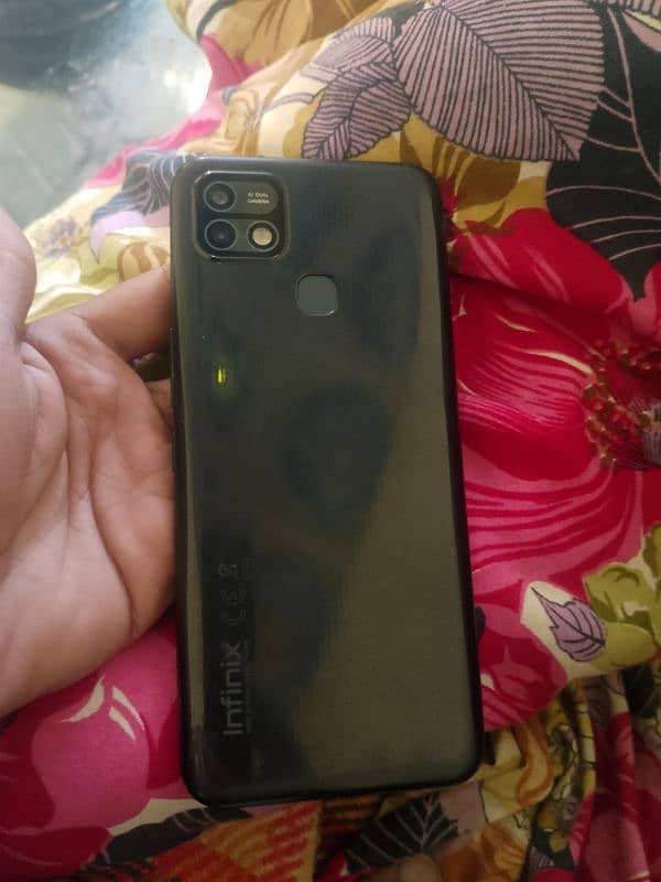 infinix hot  10i  4/64 pta 0