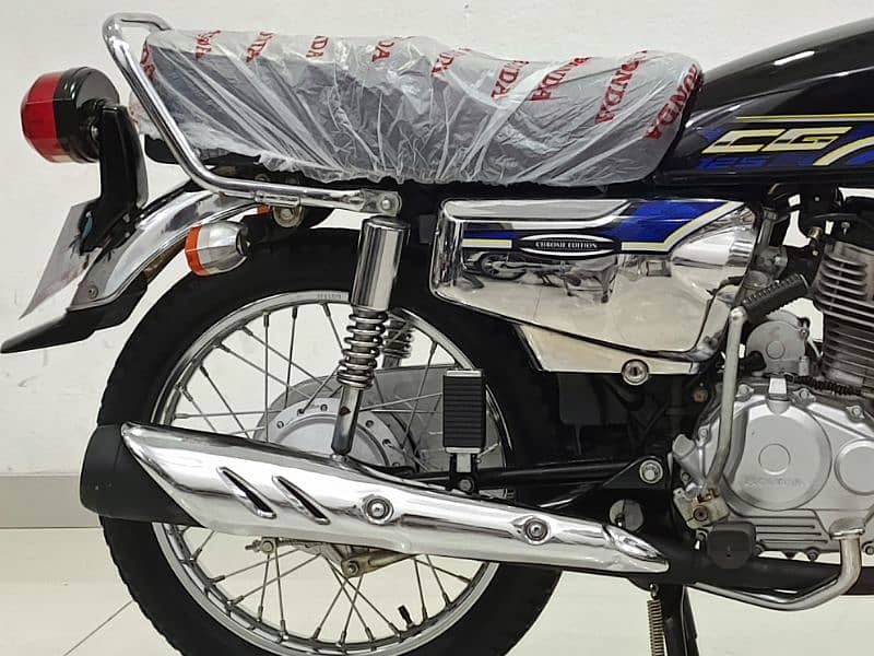 HONDA CG-125 SELF-START MODEL 2024 4