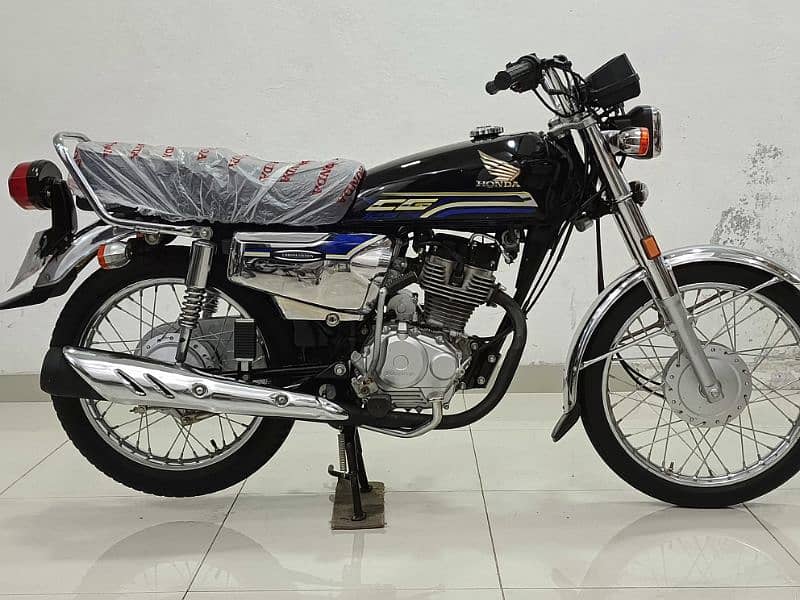 HONDA CG-125 SELF-START MODEL 2024 5