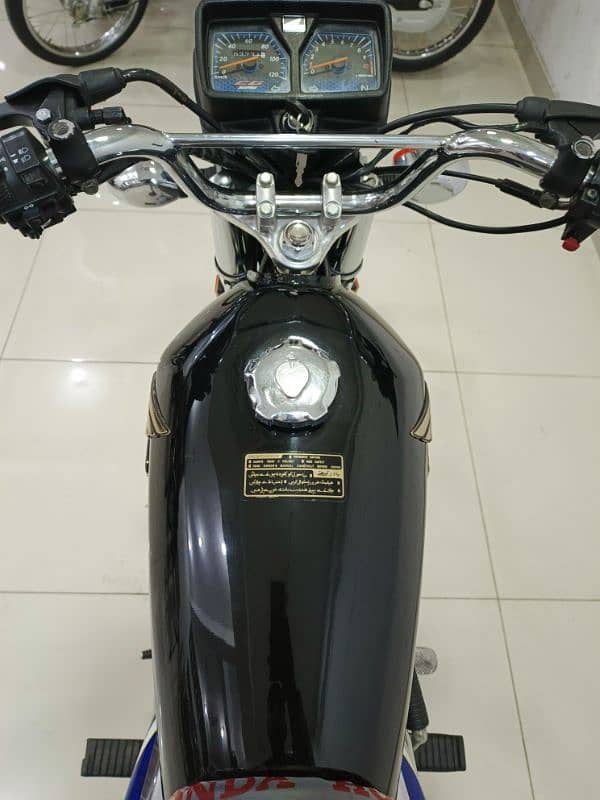 HONDA CG-125 SELF-START MODEL 2024 6