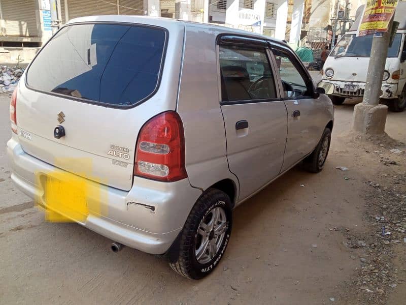 Suzuki Alto 2011 14