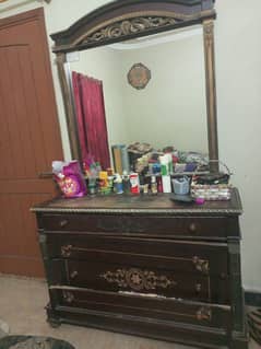 urgent sell my wood Dressing table & side table