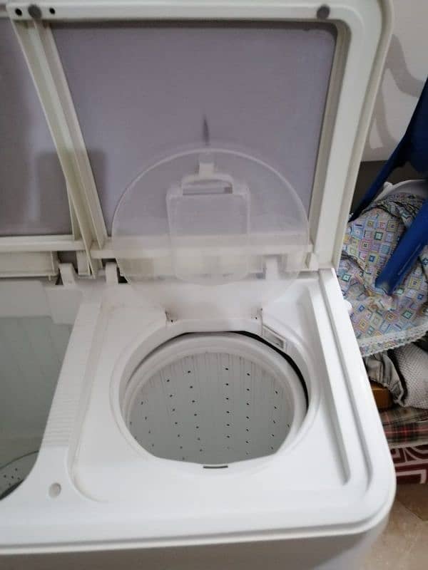 Kenwood 10KG Washing Machine with 6KG dryer 5