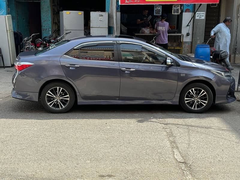 Toyota Altis Grande 2017 3