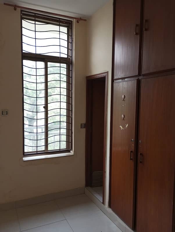 10 Marla Lower Portion For Commercial Use For Rent Allama Iqbal Town 4