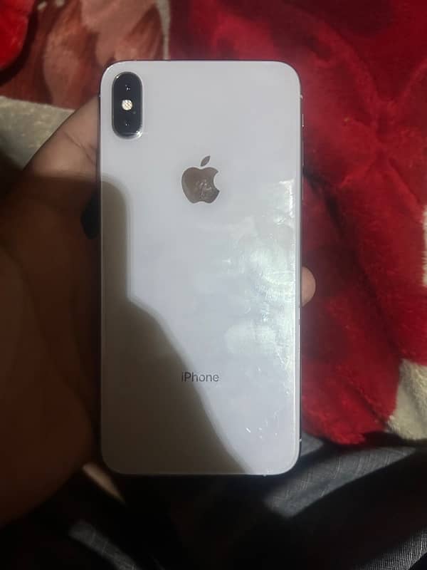 iphone xs max 1