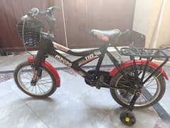 2 Bicycles for kids urgent sale