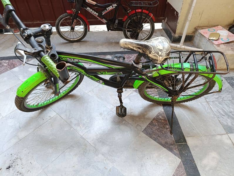 2 Bicycles for kids urgent sale 3