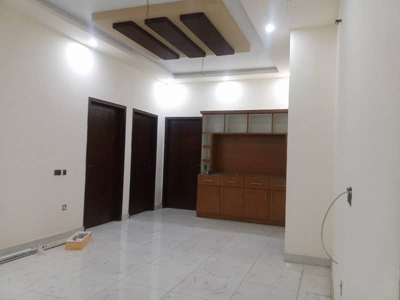 Brand New 4 Bed D/D Portion Available For Rent Prime Location Gulshan-e-iqbal Block-10A 6