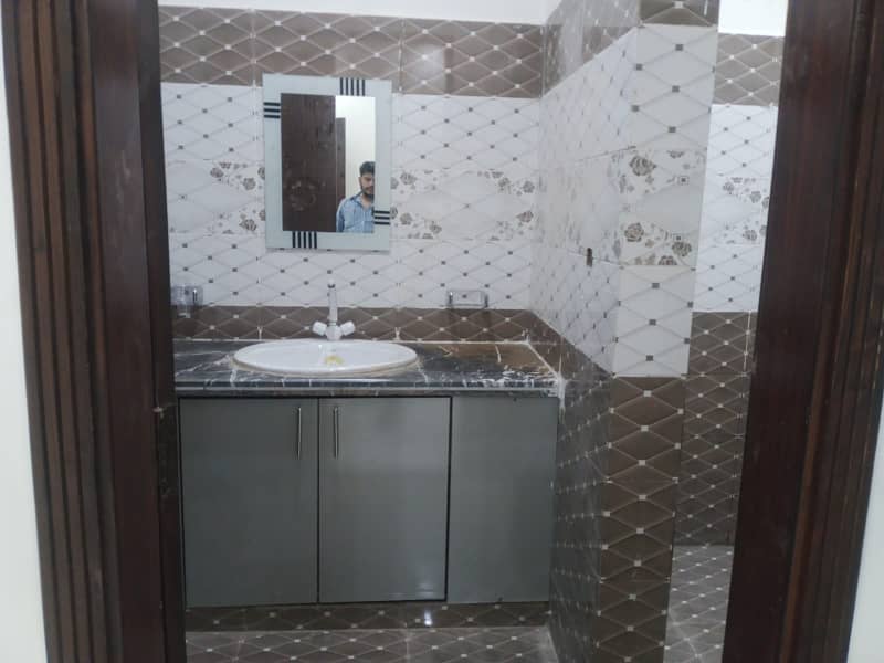 Brand New 4 Bed D/D Portion Available For Rent Prime Location Gulshan-e-iqbal Block-10A 16