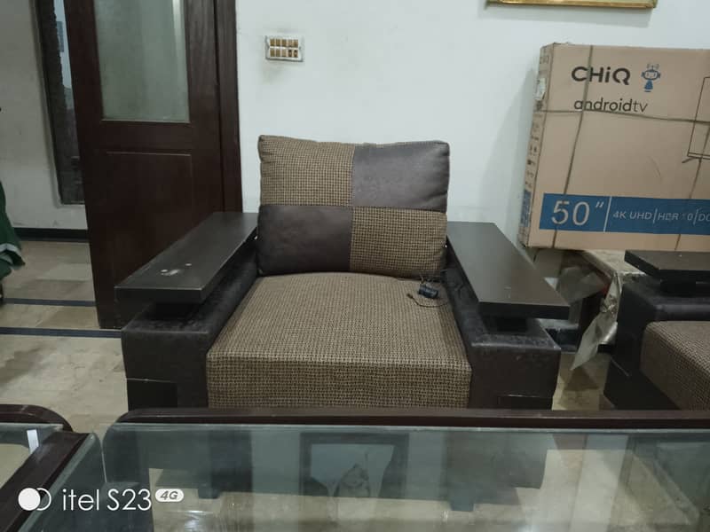 Second hand sofa set 1