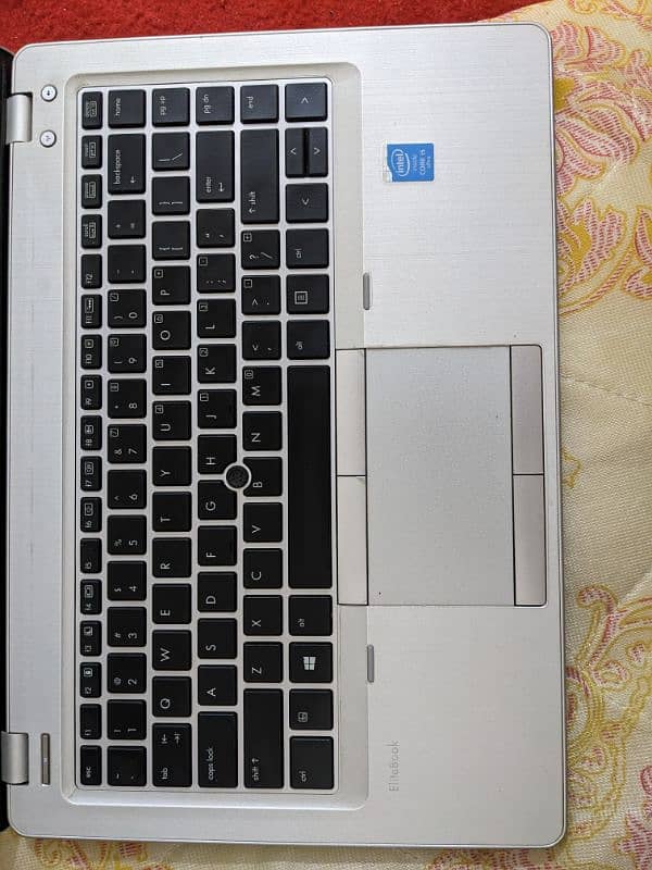 Hp Folio 9480m 5