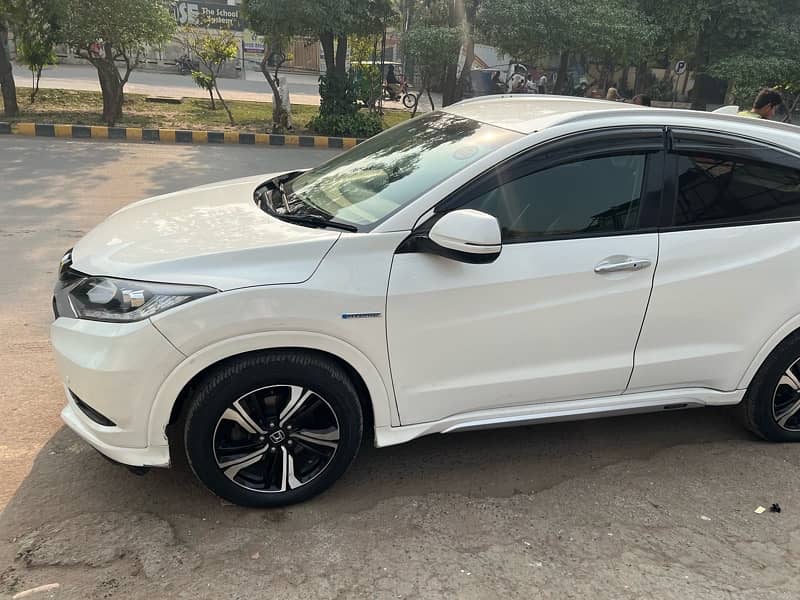 Honda Vezel 2014 1