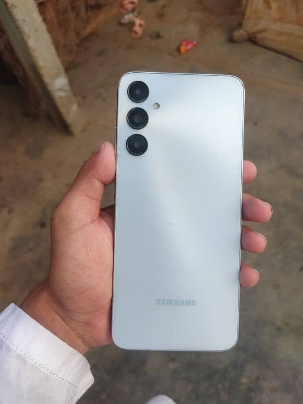 Samsung A05s. . . . 6.128 1