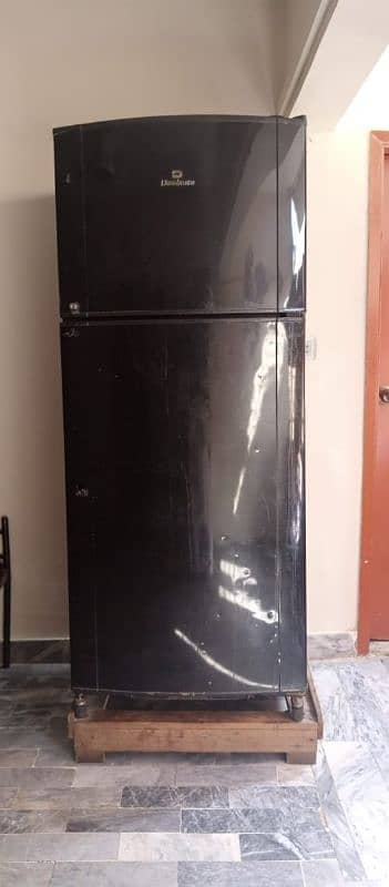 Dawlance Fridge (E-001572) Urgent sale 0