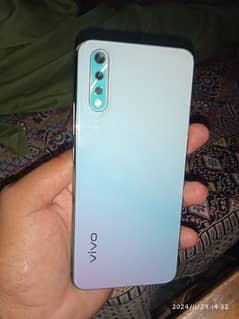 vivo s1 6gb 128gb lush condition