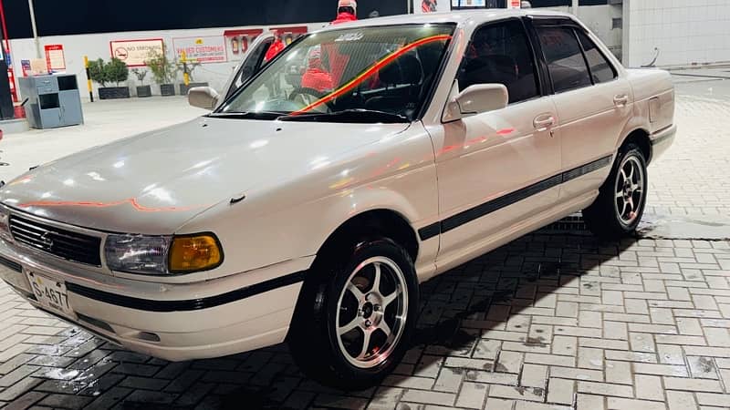 Nissan Sunny 1991 3