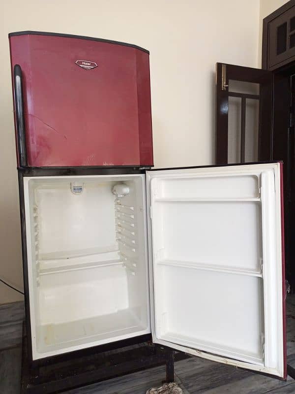 Haier refrigerator model HRF-340M 5