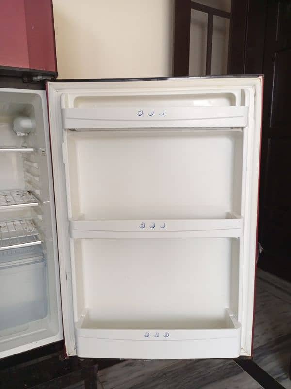 Haier refrigerator model HRF-340M 6