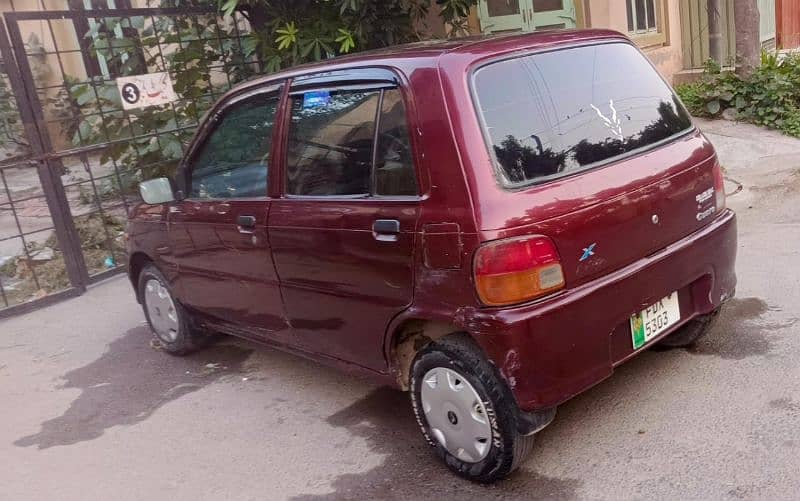 Daihatsu Cuore 2000 4