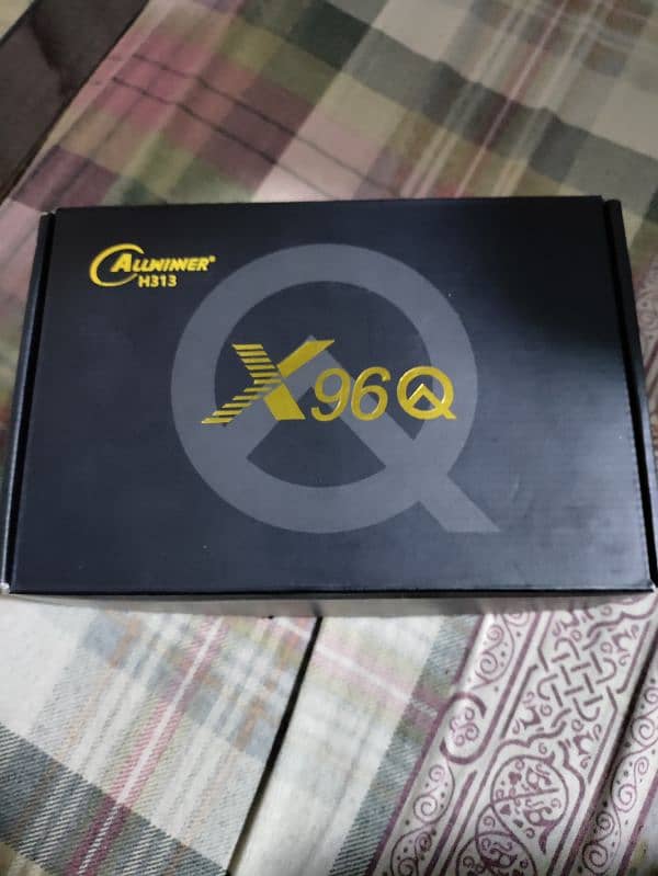 X96 Q smart tv box 0