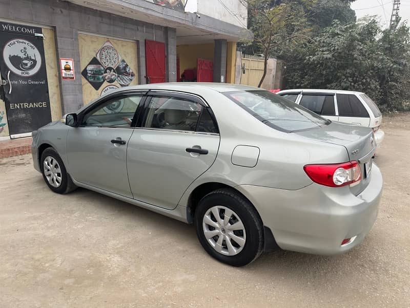 Toyota Corolla GLI 2011 1.3vvti 7