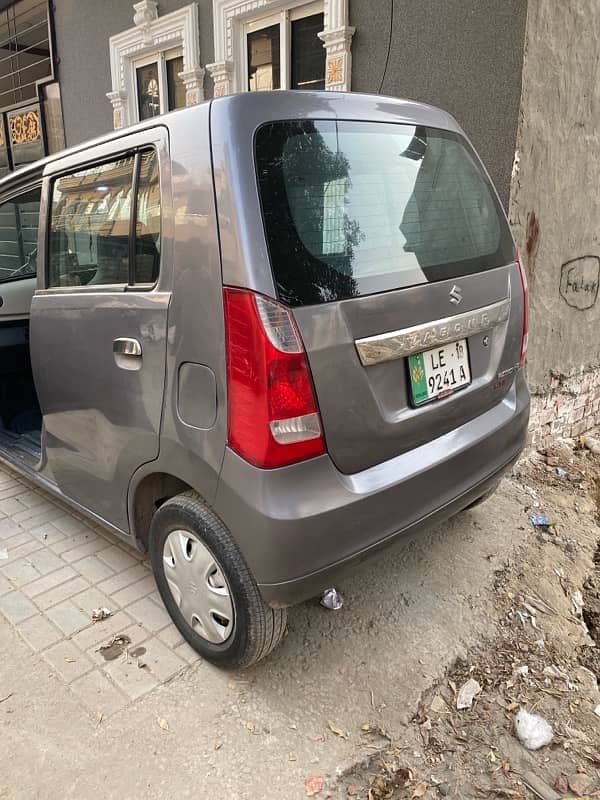 Suzuki Wagon R 2018A 12