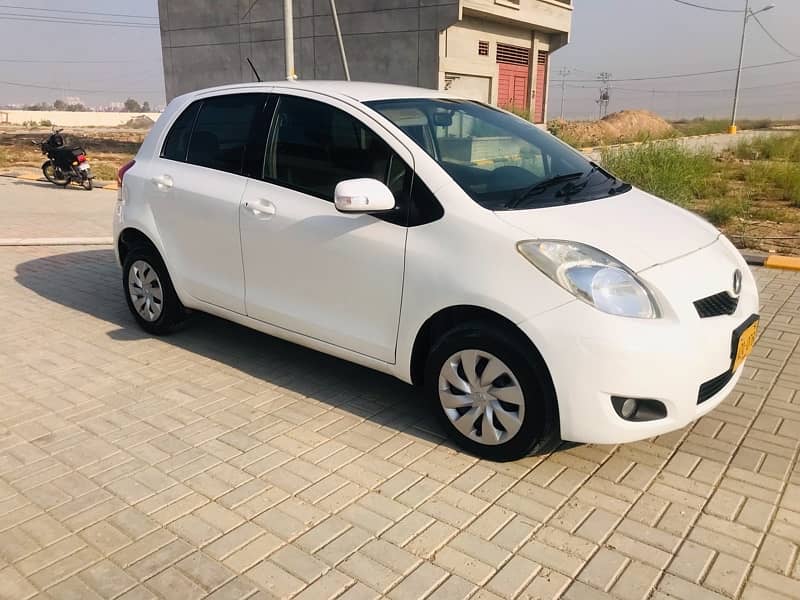 Toyota Vitz 2010 2013 1