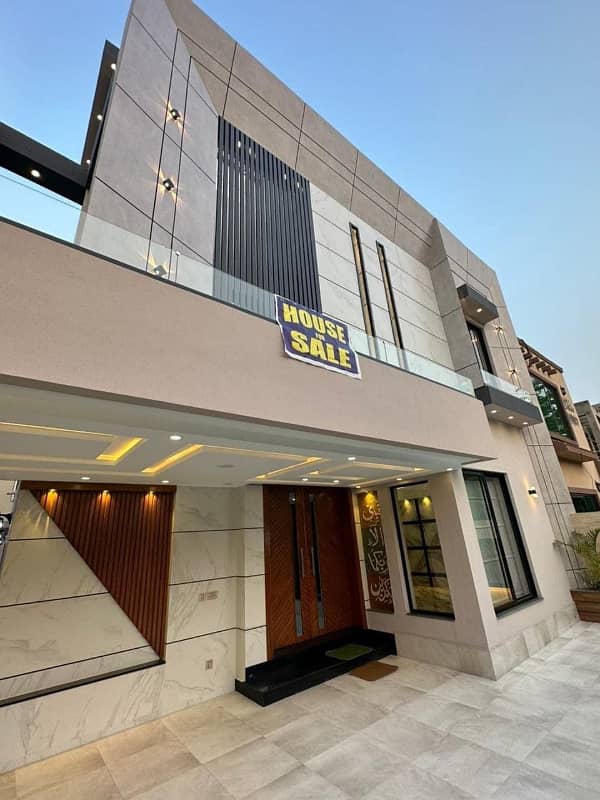 10 Marla Brand New Modern House for Sale in shaheen block sector B Bahria Town Lahore 22