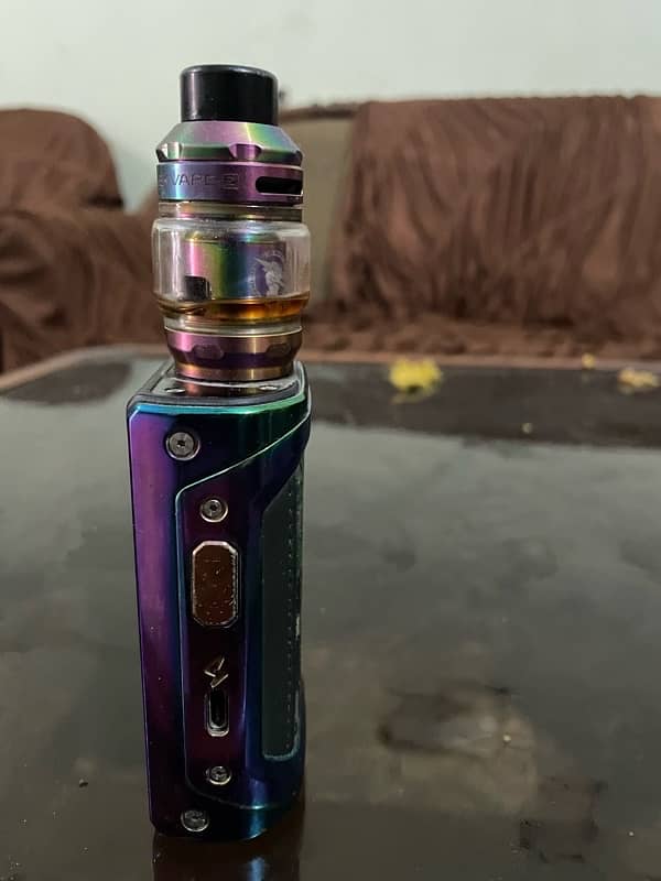 GEEK VAPE 200 WATT 2