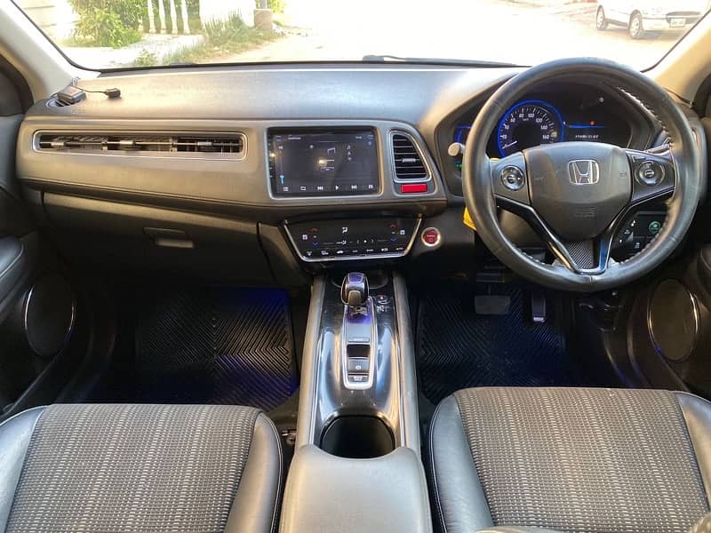 Honda Vezel 2014/2019 Z Sensing 9