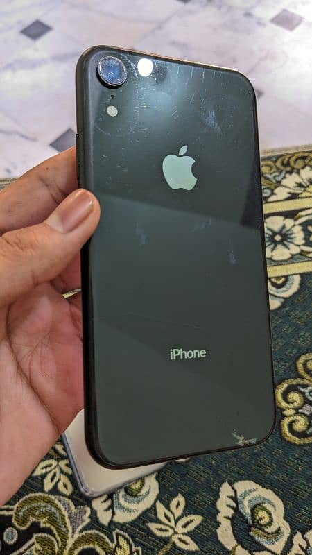 iPhone XR 128 GB Non PTA Unlock 3