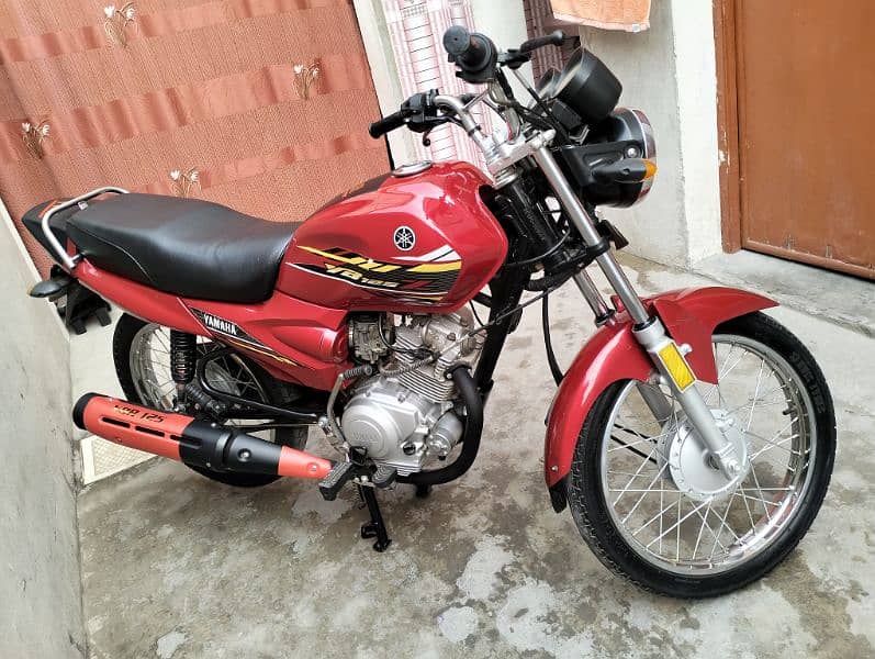 Yamaha YB-125Z Brand New Condition 0