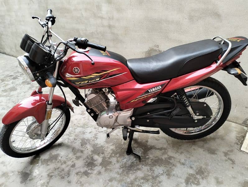 Yamaha YB-125Z Brand New Condition 3