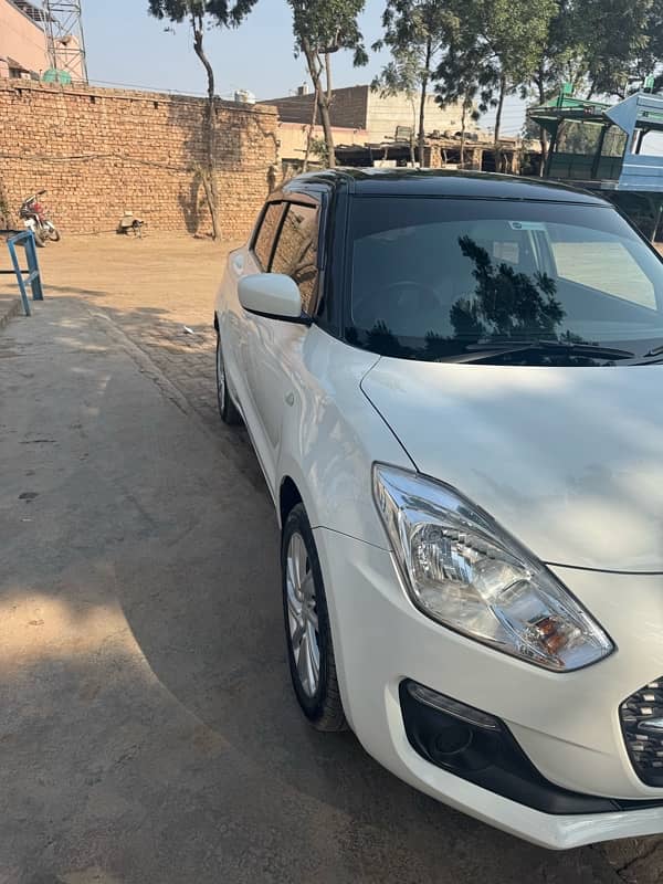 Suzuki Swift GL CVT 2024 5