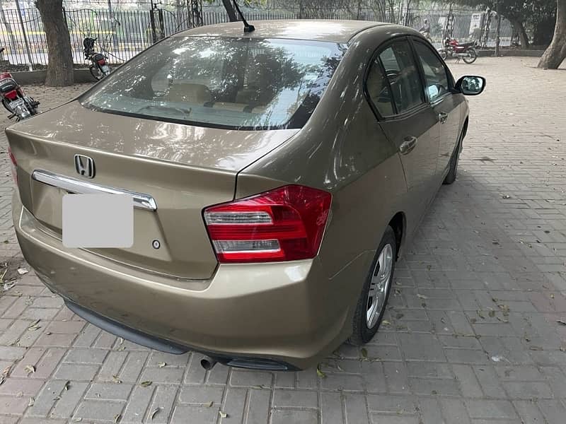 Honda City Saloon 2015 1300cc 3