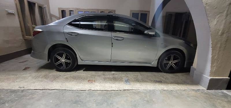 Toyota Corolla GLI 2015 3