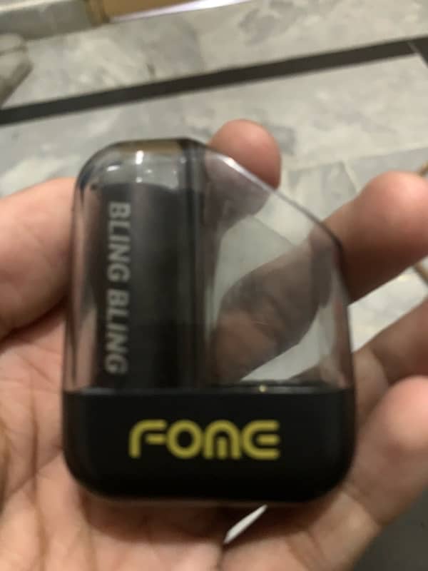 (“FOME”) bLING BLING RECHARGEABLE VAPE DEVICE 4