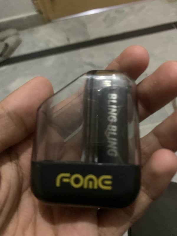 (“FOME”) bLING BLING RECHARGEABLE VAPE DEVICE 5