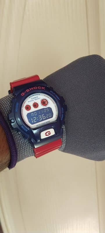 G-Shock original watch beautiful rare model very reasonable price. 0