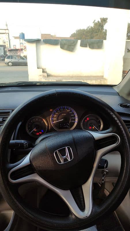 Honda City Aspire 2016 6